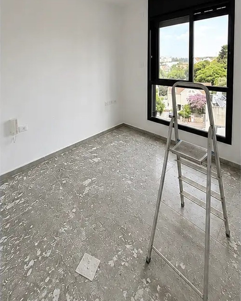 דירה חדשה — לפני ניקיון לאחר שיפוץ